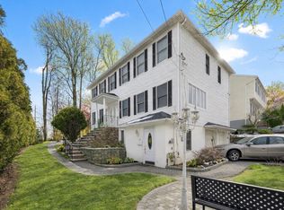 197 Kinderkamack Rd, Oradell, NJ 07649