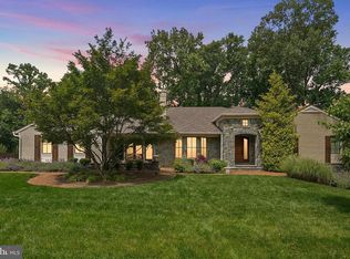 11304 Huntover Dr, Rockville, MD 20852