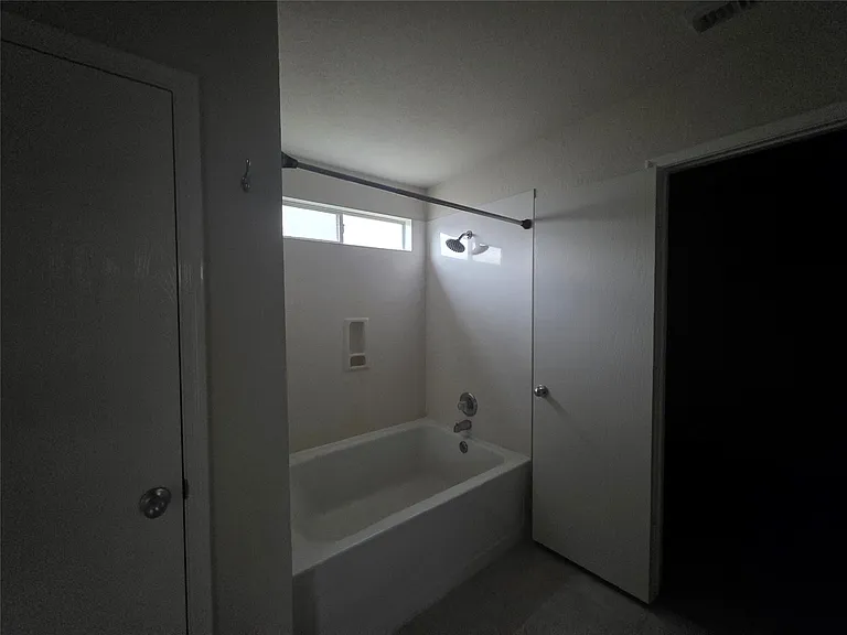 15515 Bartlett Pear Ct — Photo 8