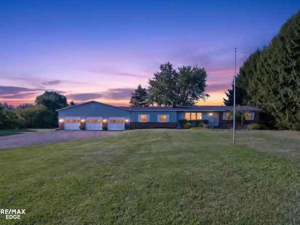 11480 Hill Rd, Goodrich, MI 48438