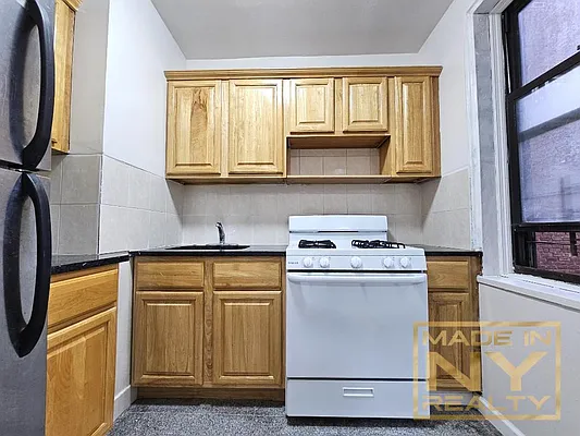 Rented by Made In NY Realty | media 2