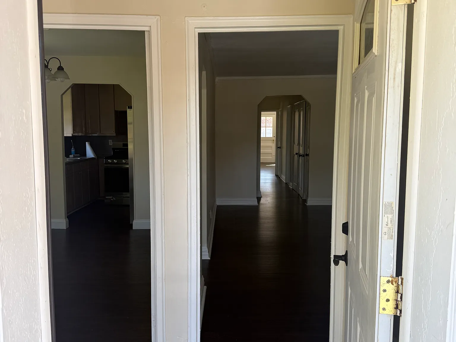 3 bed, 1300 sqft, $3,300 — Photo 3