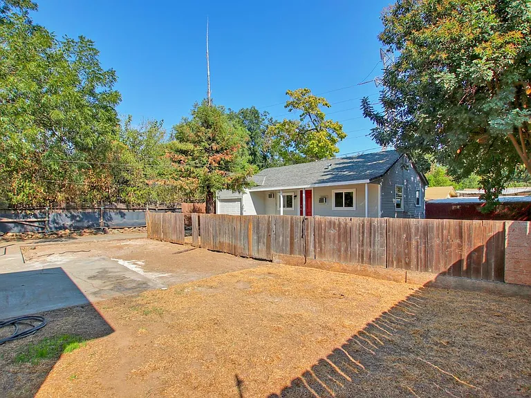 3306 Albany Way — Photo 8