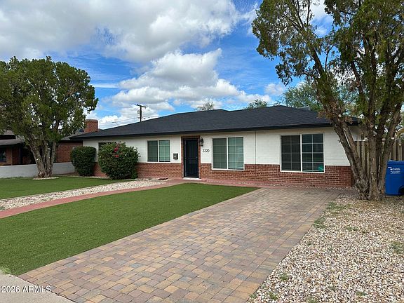 2nd image of 2220 E HEATHERBRAE Drive
