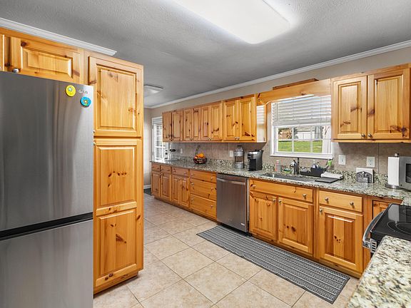 5th image of 355 Cate Byrd Rd