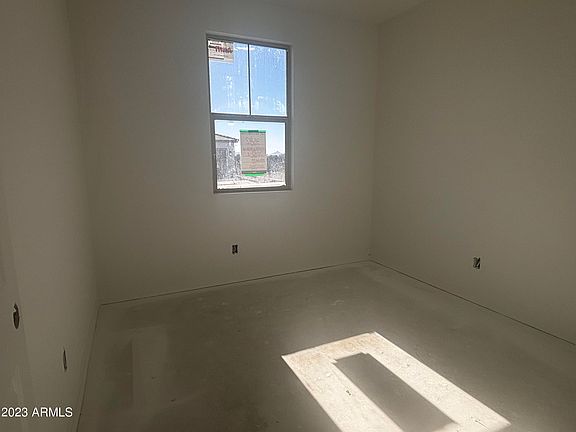 3rd image of 47848 W MELLEN Lane