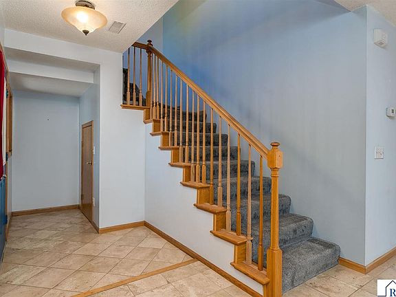 4th image of 31 Pleasant View Trl