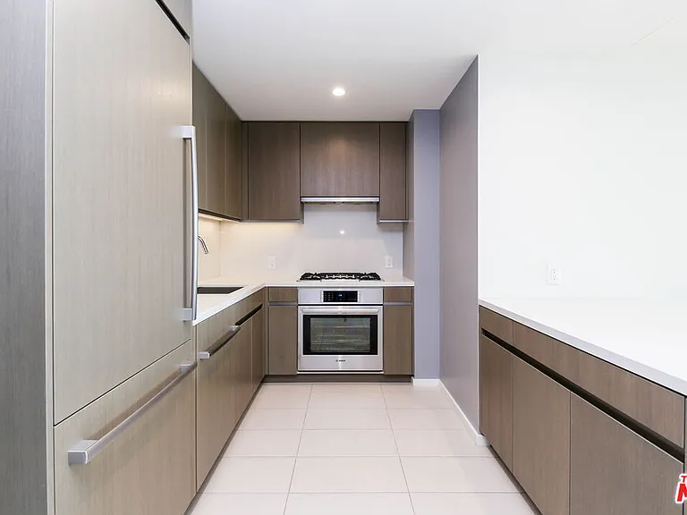 889 Francisco St #2401 — Photo 2