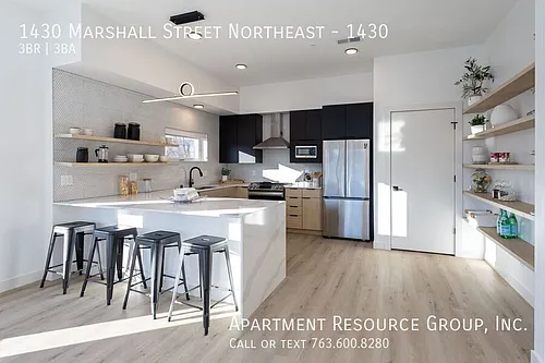 1430 Marshall St NE #1430 Photo 1