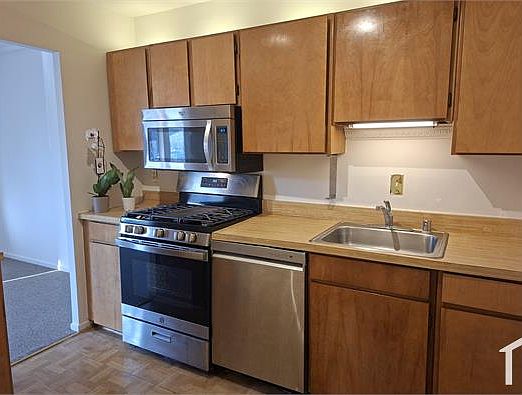 5th image of 19437 Brassie Pl APT 304