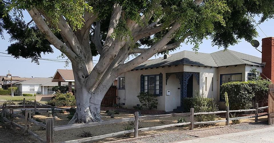 1st image of 808 W 157th St