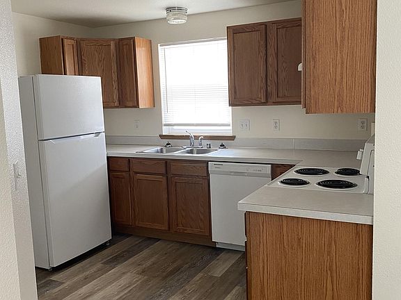 5th image of 603 Grant Ave
