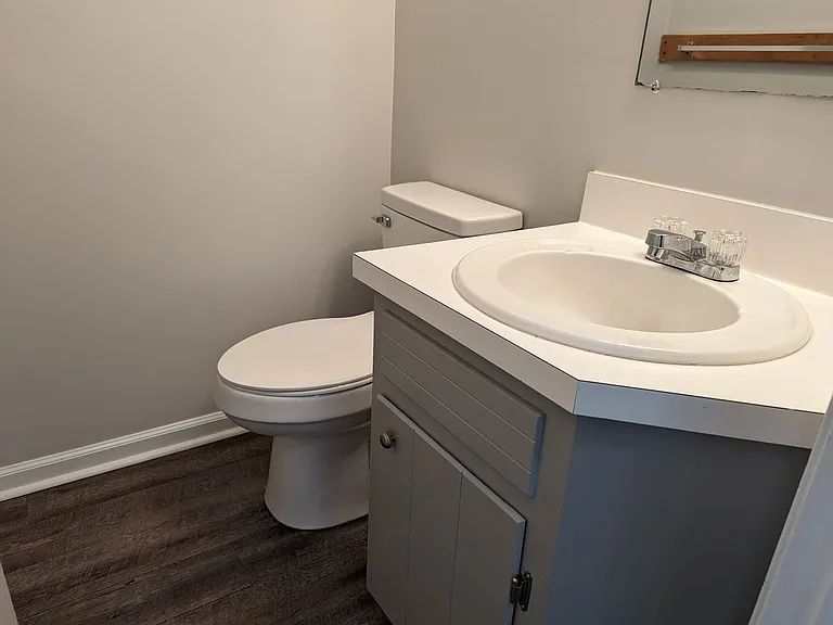 2325 Old Forest Rd — Photo 8