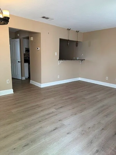 1 bed, 1.0 bath, 546 sqft, $850 — Photo 2