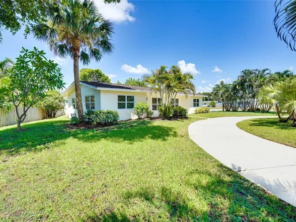 1582 NW Palm Lake Drive, Stuart, FL 34994