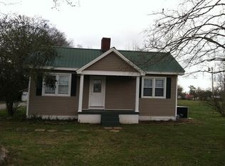 312 Lawrence Ave, Chapel Hill, TN 37034