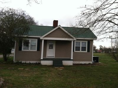 312 Lawrence Ave, Chapel Hill, TN, 37034