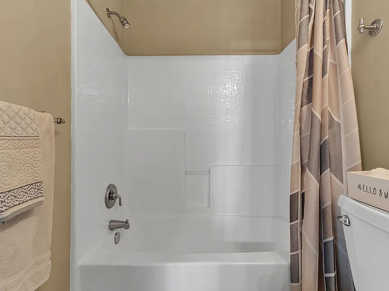 812 Pisgah Park — Photo 38
