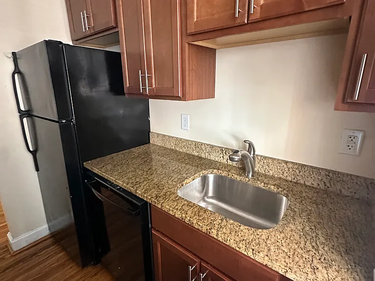 7260 Wise Ave — Photo 10