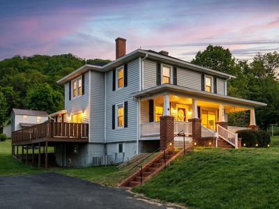 429 Betsy Bell Rd, Staunton, VA, 24401