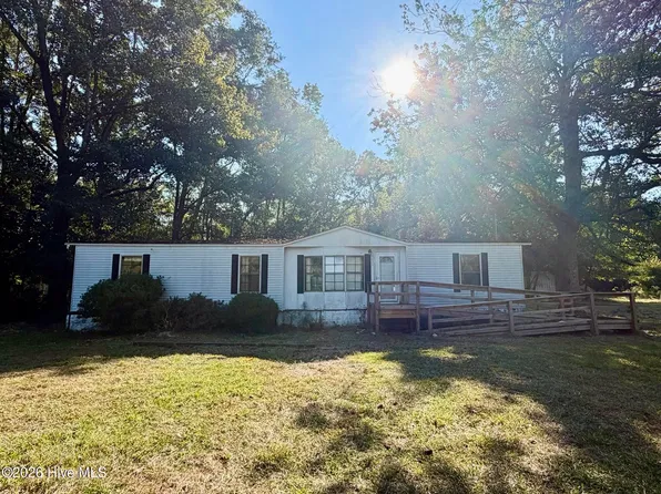 9559 S Us 17 Highway S, Chocowinity, NC 27817