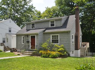 1357 Weaver St, Scarsdale, NY 10583