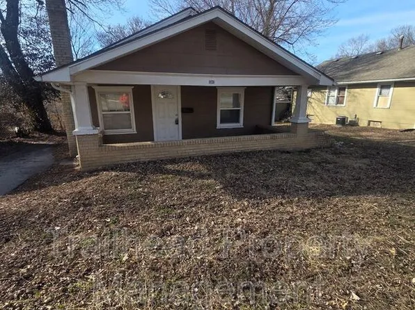 1502 S Pleasant St, Independence, MO 64055