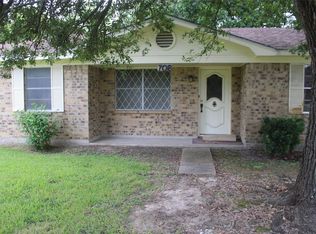 708 1st St, Winnie, TX 77665