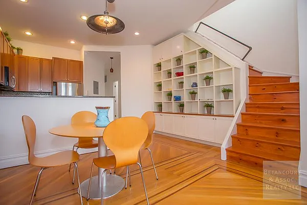 Sold by Betancourt & Associates Realty LLC | media 13