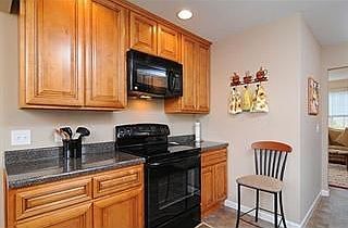 5th image of 220 Ivens Trl