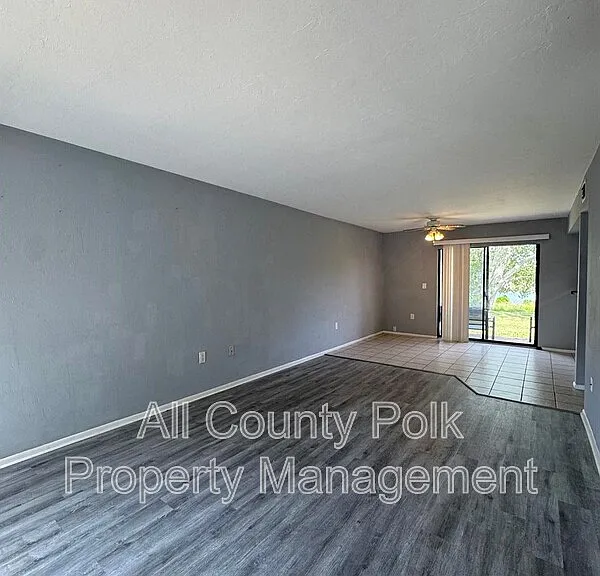 1836 N Crystal Lake Dr N #5 — Photo 3