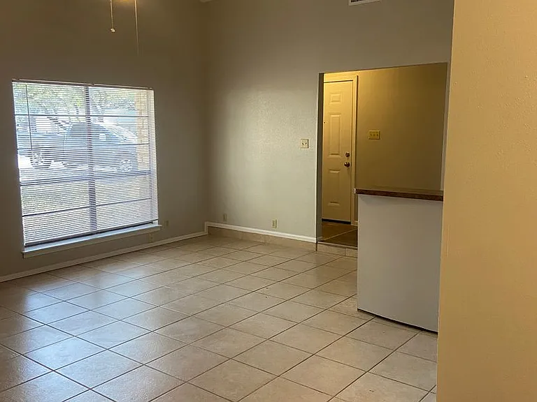 9203 Wickheather St — Photo 26