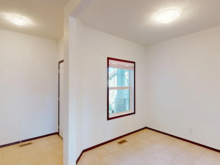 207 Auburn Glen Dr SE — Photo 13