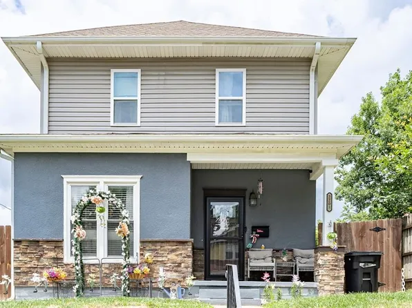 2205 Lovers Ln, Saint Joseph, MO 64505