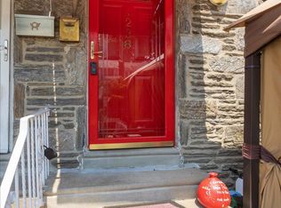 238 S Bayberry Ln, Upper Darby, PA 19082