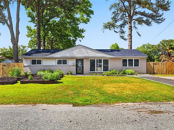 2nd image of 3428 Raintree Rd