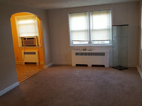 2nd image of 6908 Ardleigh St Floor 2