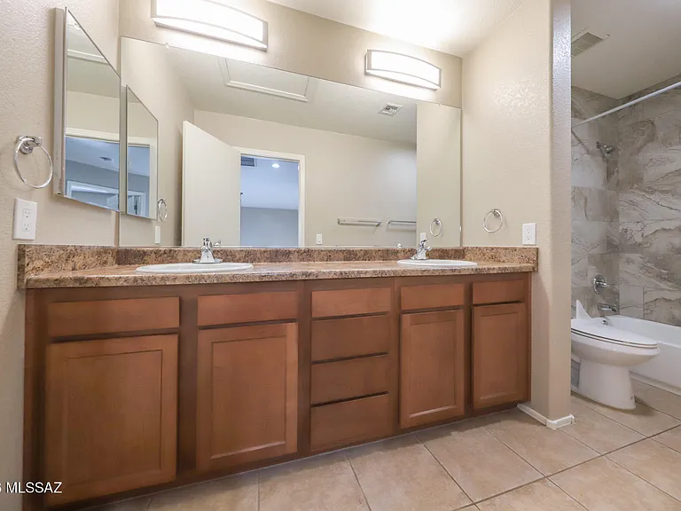 4061 N Weimer Pl #26 — Photo 17