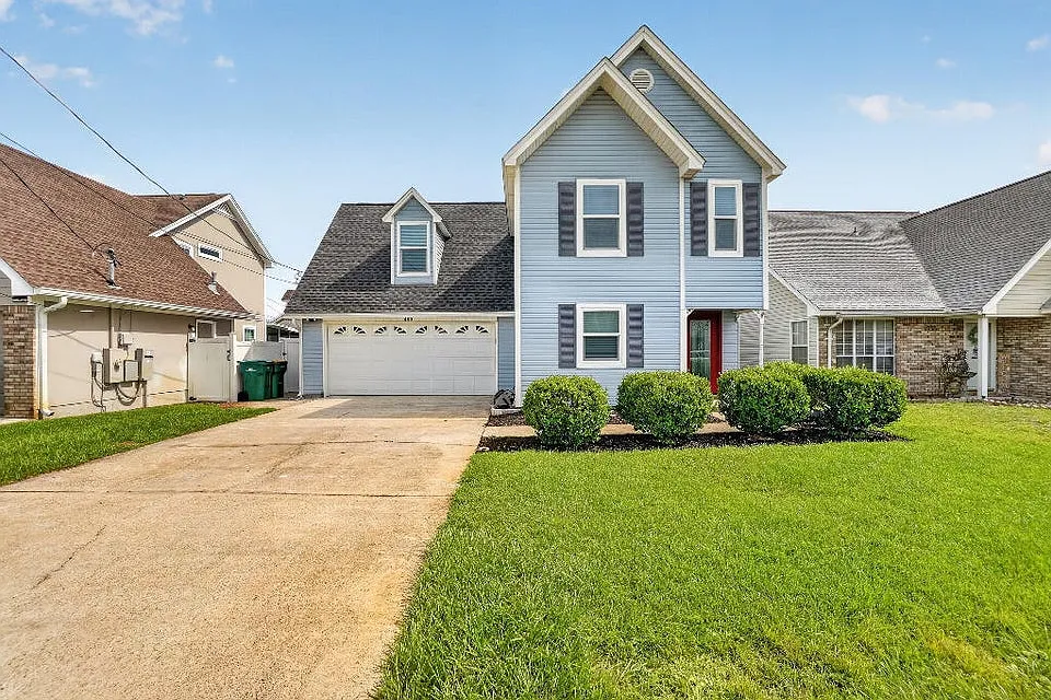 402 Sandy Ridge Cir