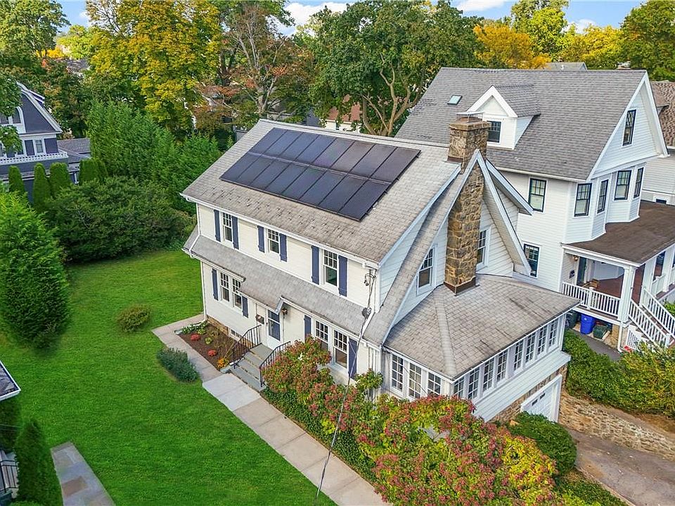 1st image of 8 Gerlach Place