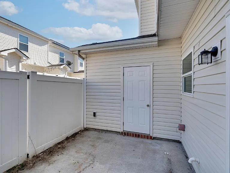 810 Staten Dr — Photo 21