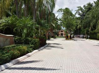 3133 Clint Moore Rd APT 206, Boca Raton, FL 33496