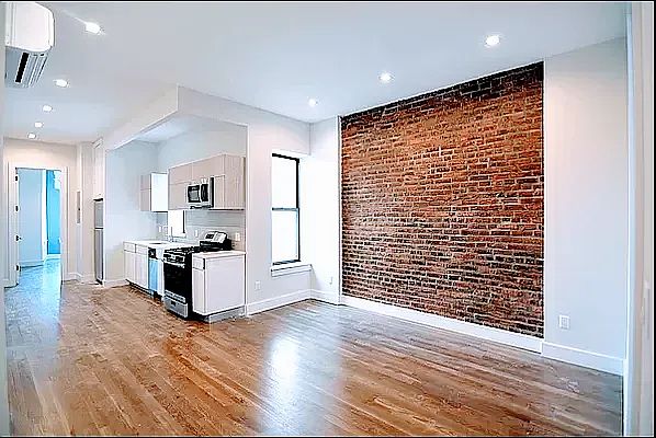 1st image of 143 Manhattan Ave #2A