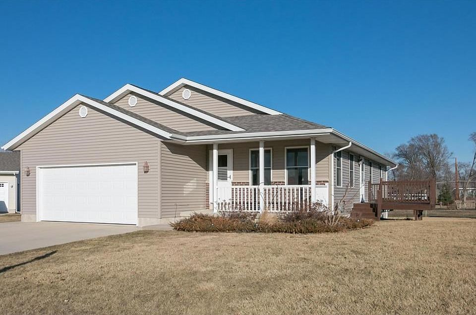 1st image of 836 Breckenridge Dr