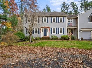 40 Holly Ln, Bridgewater, MA 02324