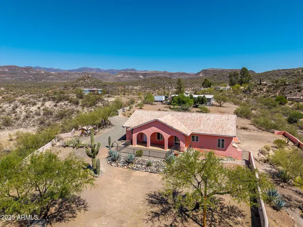 34975 S CHOLLA Drive, Black Canyon City, AZ 85324
