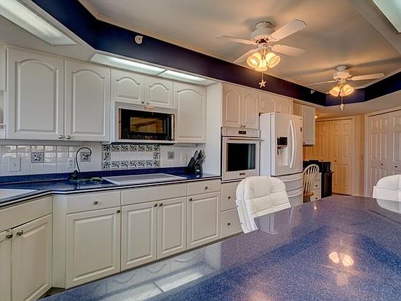 4th image of 11730 Shipwatch Dr APT 508