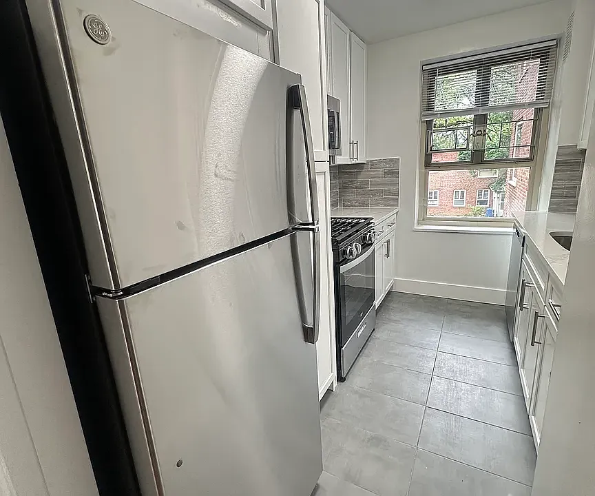 195-05A 67th Ave #2P
