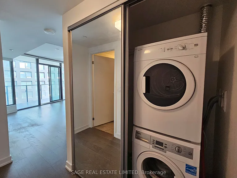 11 Wellesley St W #1211 — Photo 13