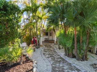 475 Whitehall Rd, Sanibel, FL 33957